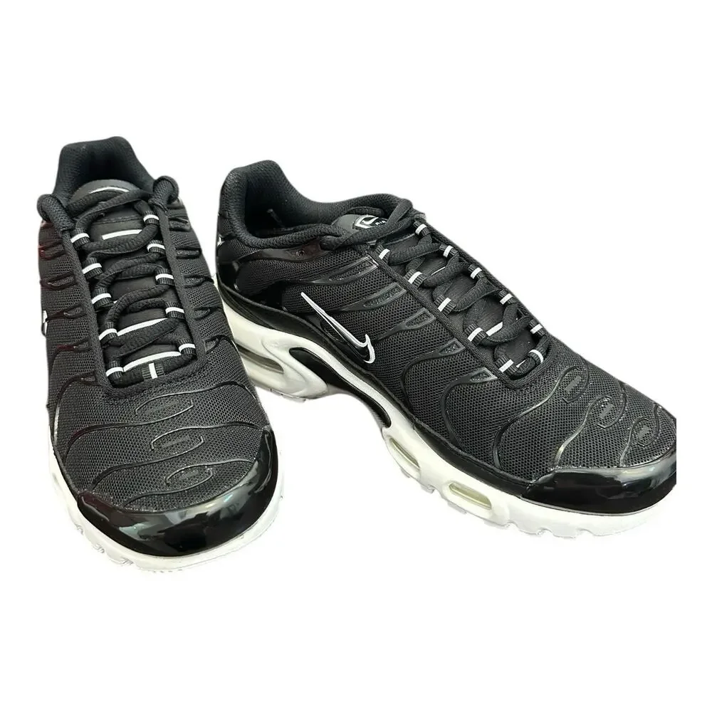 Nike Air Max Plus Black-Black-White Womens Size 7 DM2362-001 New Authentic